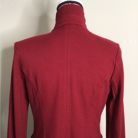 CAbi The Outing Asymmetrical Tailored Ponte Blazer Size 6 Deep Rhubarb Pockets - Picture 9 of 13